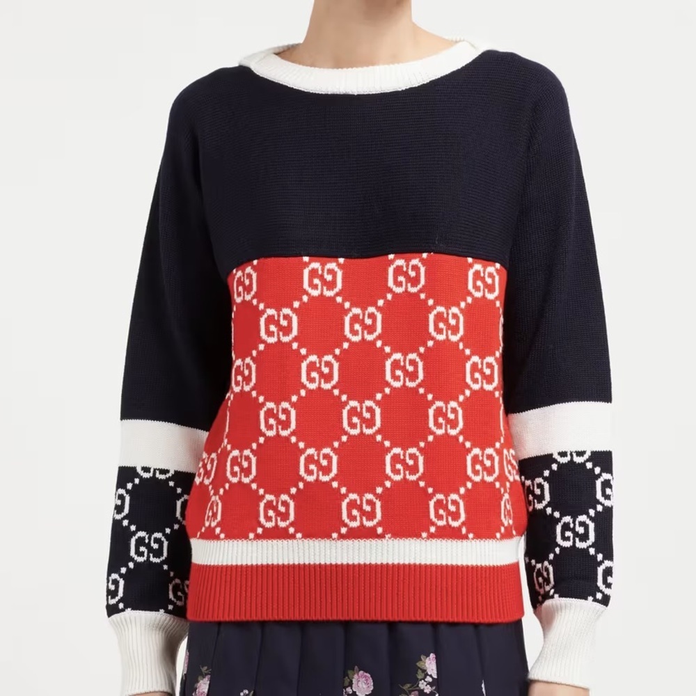 Gucci Women's Red, Black, and White Logo Sweater.NWT